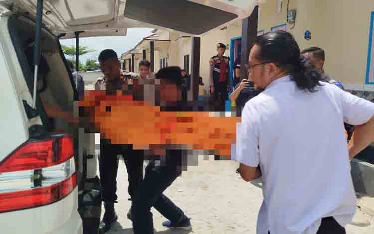 Seorang Ibu Rumah Tangga Ditemukan Meninggal Dunia Bunuh Diri