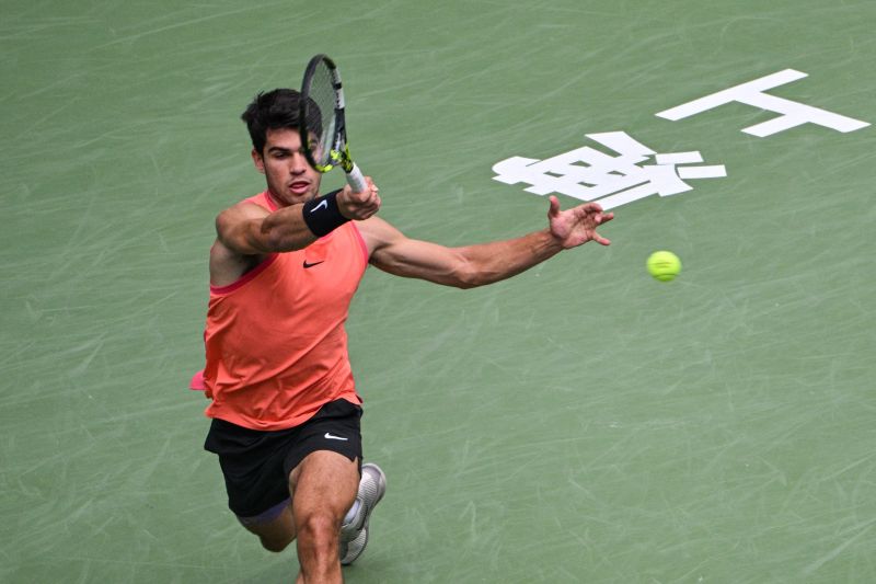Alcaraz Melaju ke Perempat Final Shanghai Masters setelah Kalahkan Monfils