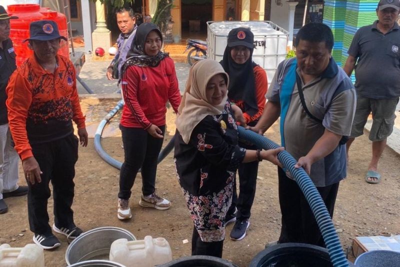 Krisis Air Bersih Meningkat di 64 Desa Trenggalek, Jawa Timur