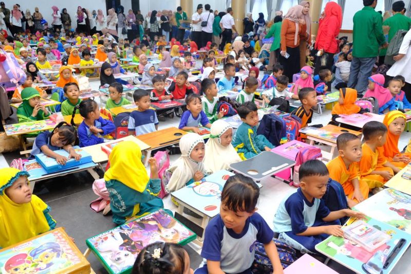 Gerakan Gemar Makan Telur dan Lomba Mewarnai Meriahkan HUT Sulsel