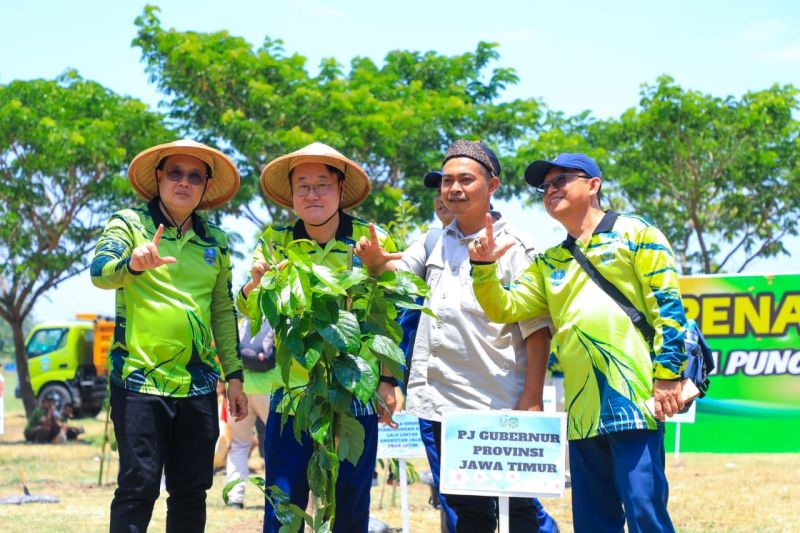 Penghargaan Pahlawan Pelestari Lingkungan Diberikan di Nganjuk