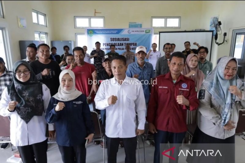 Edukasi Masyarakat Pesisir Berau tentang Pengelolaan Sampah Laut