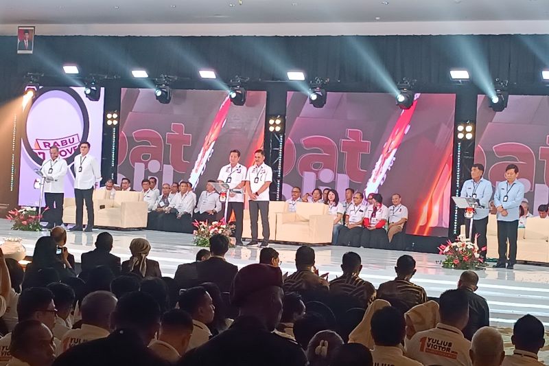 Yulius-Victor janjikan Sulut maju dan sejahtera di debat perdana