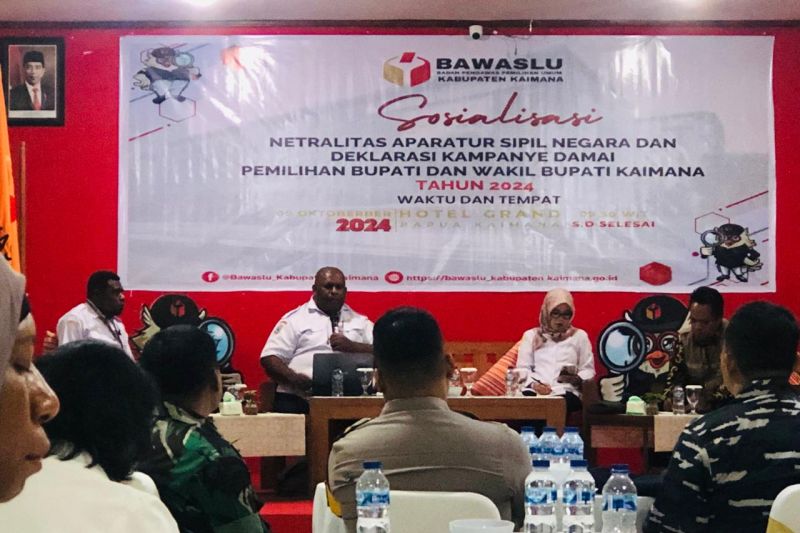 Sosialisasi netralitas ASN yang diselenggarakan Bawaslu Kaimana di Kaimana, Rabu (9/10/2024). (ANTARA/HO-Isabela Wisang)