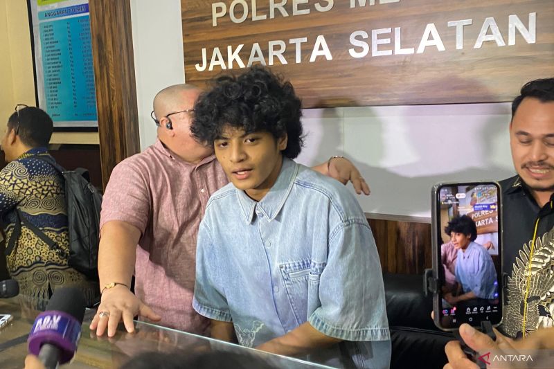 Keluarga Vadel Laporkan Nikita Mirzani Karena Unggahan Kontroversial