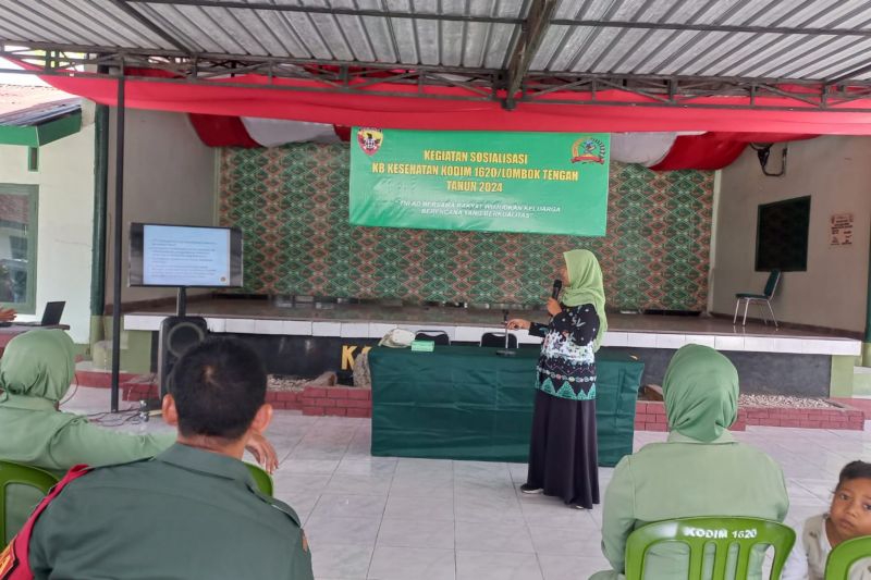 Sosialisasi Program Keluarga Berencana oleh TNI di Lombok Tengah