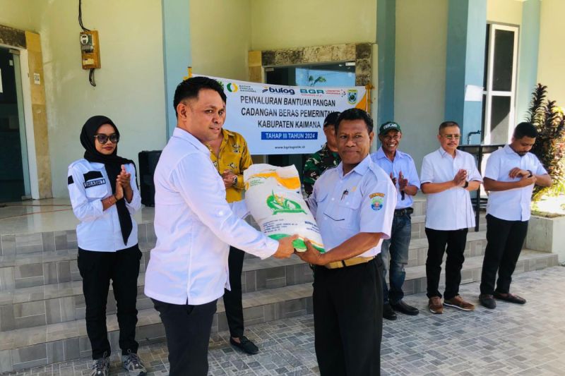 Bantuan Pangan untuk 7.059 Warga Kaimana, Beras Disalurkan Langsung