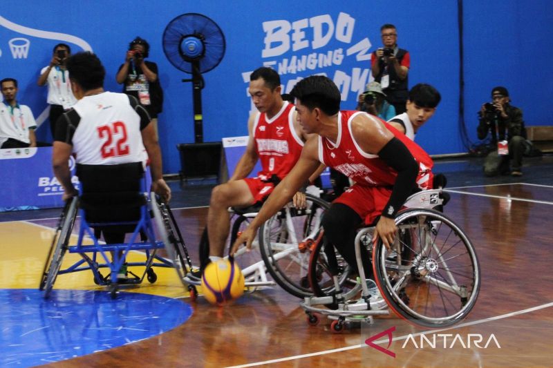 I Komang Suparta Ajak Penyandang Disabilitas Cintai Basket Kursi Roda