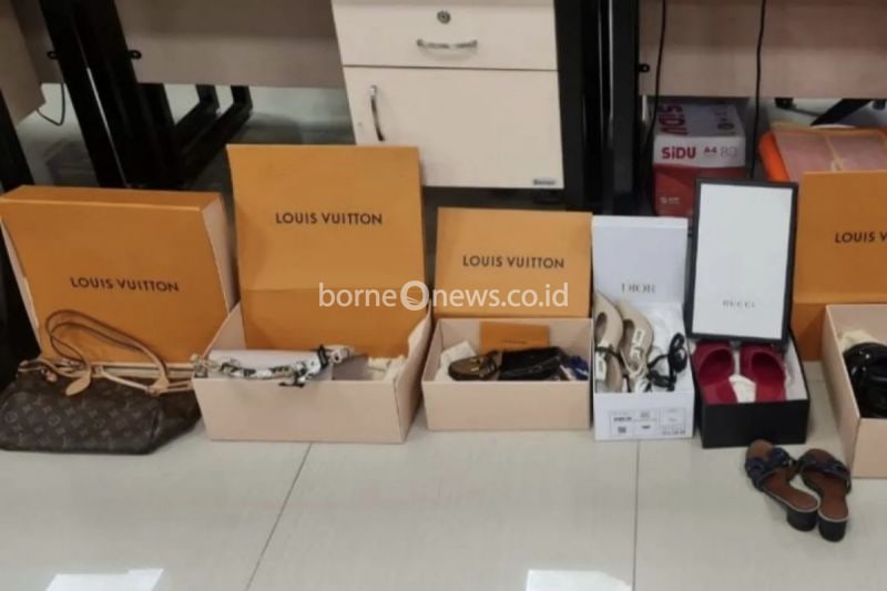 Polda Riau Sita Barang Mewah Terkait Kasus SPPD Fiktif