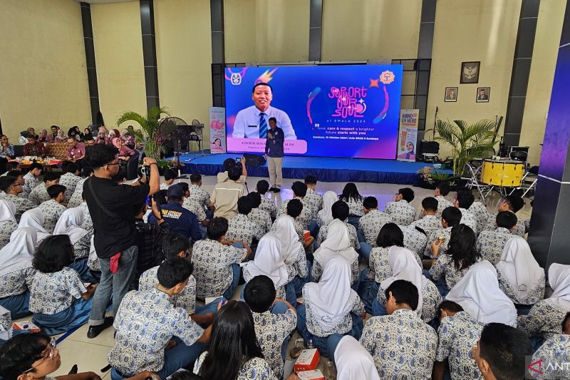 SMAN 5 Surabaya Rayakan Hari Kesehatan Mental dan Perkuat Karakter Siswa