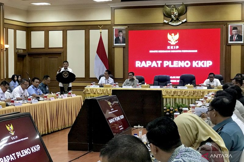 Wamenhan Usulkan Hentikan Impor Peluru Kaliber Kecil