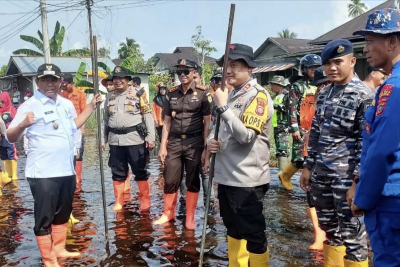 Banjir Melanda Rokan Hilir, 12 Sekolah Diliburkan Sementara