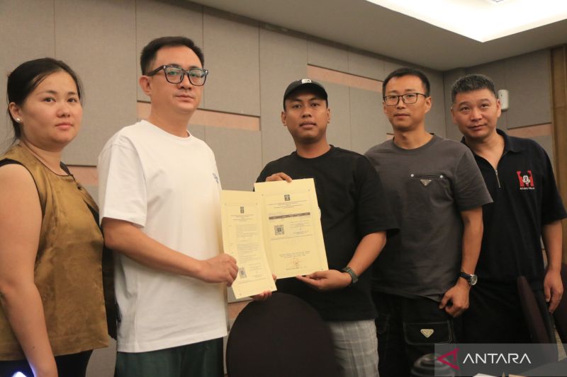 Pengusaha Tiongkok Bantah Jual Mutiara Impor Ilegal di Lombok
