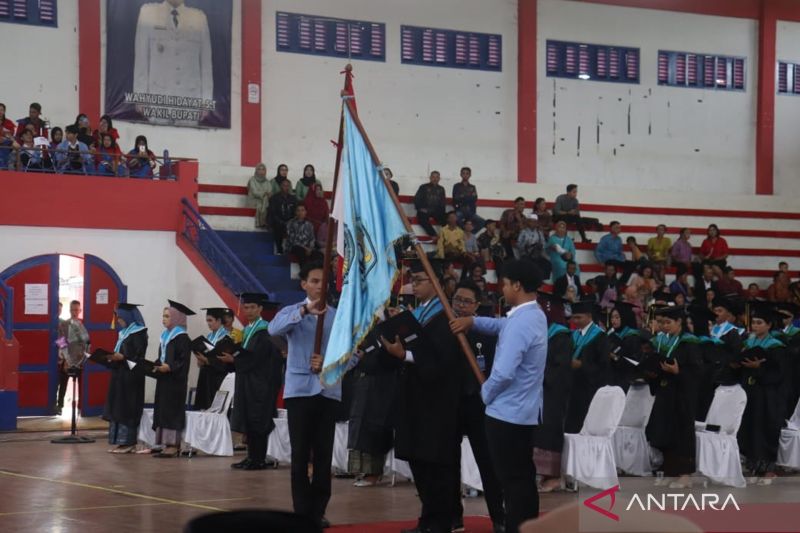 Lulusan PDD Polnep Kapuas Hulu Didorong Inovatif dan Kompetitif