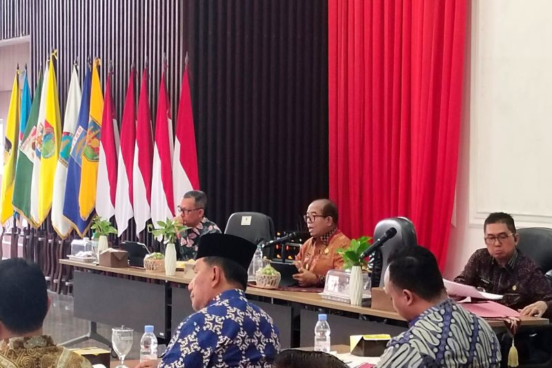 Gubernur Lampung Minta Pemkab Pantau Komoditas Kerawanan Inflasi