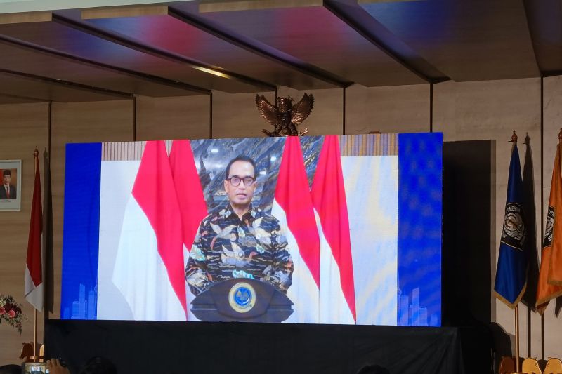 Menteri Perhubungan Dorong Pemda Kelola Angkutan Massal Mandiri