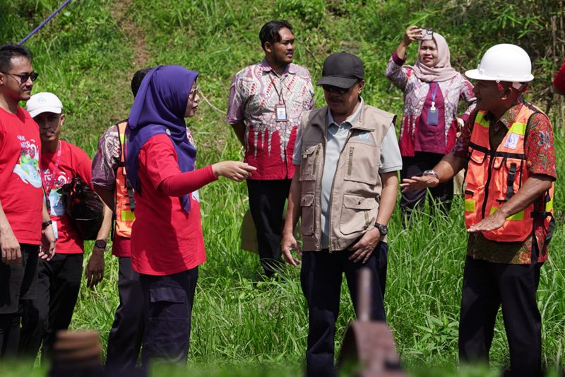 PTAM Giri Menang Gelar Aksi Bersih Sungai Antisipasi Banjir