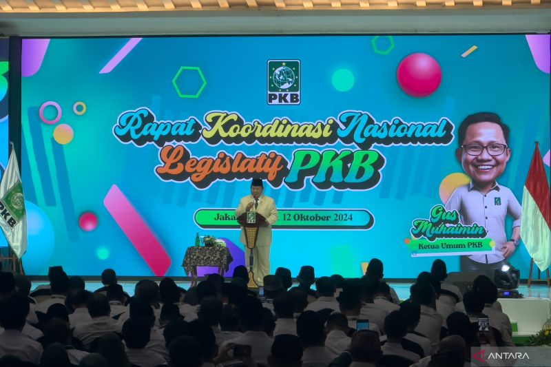 Calon presiden terpilih pada Pemilu 2024 Prabowo Subianto saat menghadiri Rapat Koordinasi Nasional Legislatif PKB di Jakarta, Kamis (10/10/2024). ANTARA/Rio Feisal