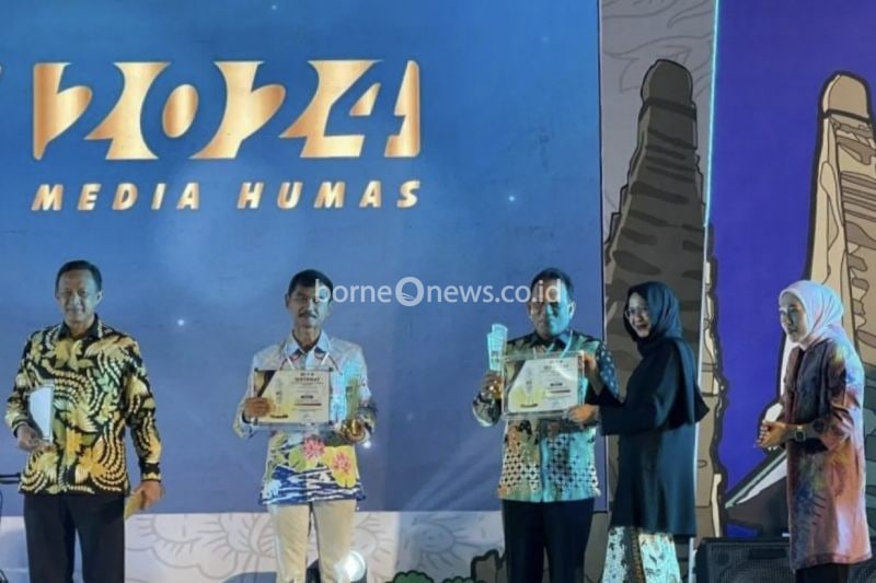 Riau Raih Penghargaan Terbaik Nasional Komunikasi Publik 2024
