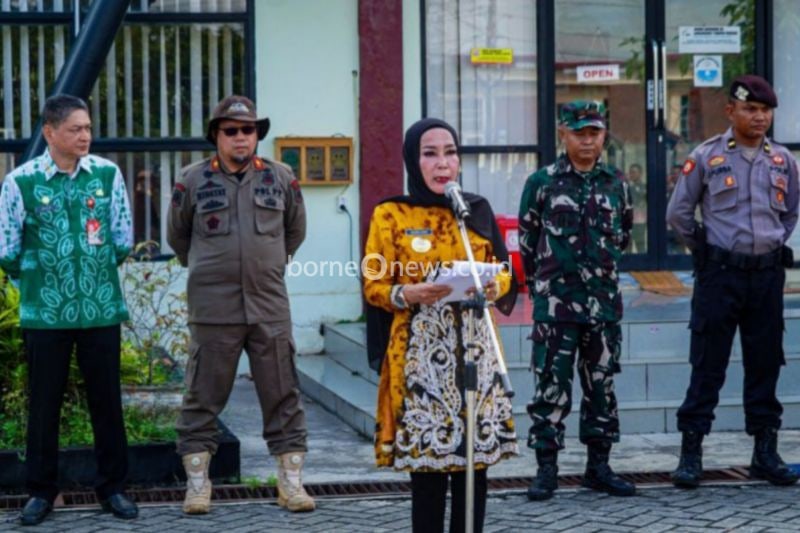 Pemkot Banjarbaru Tindak Tegas Pembongkaran Kandang Babi Ilegal