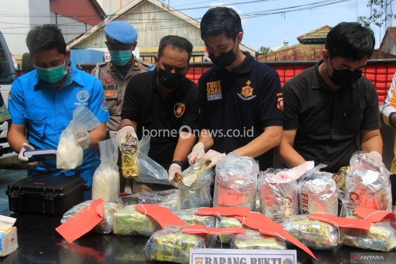 Mantan Gubernur Kaltim Mangkir, Kerugian Negara Capai Rp223 Miliar