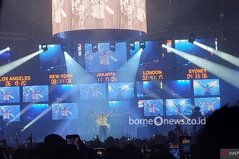 LANY Sukses Gelar Konser Meriah di Jakarta dan Terus Tur Asia