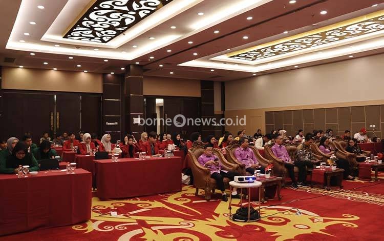 Peran Media dan Mahasiswa dalam Pengawasan Pilkada Serentak 2024 di Kalteng