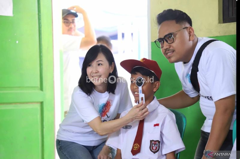 600 Pelajar Kabupaten Bekasi Ikuti Pemeriksaan Mata Gratis untuk Kesehatan Visual
