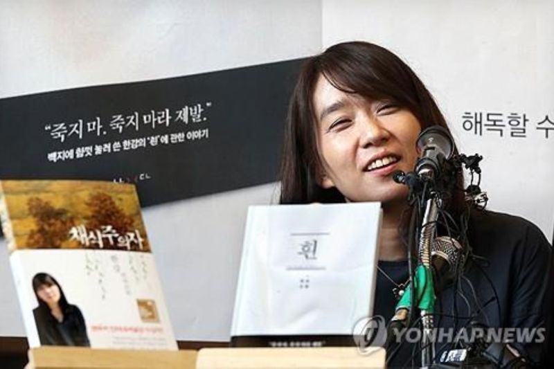 Penjualan Buku Han Kang Meroket Usai Raih Nobel Sastra