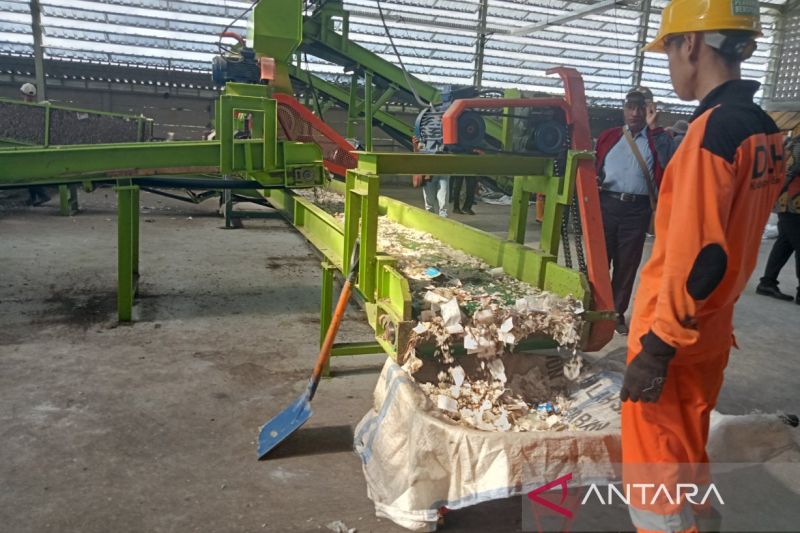 Bantul Tingkatkan Kemandirian Pengelolaan Sampah Melalui Kerja Sama