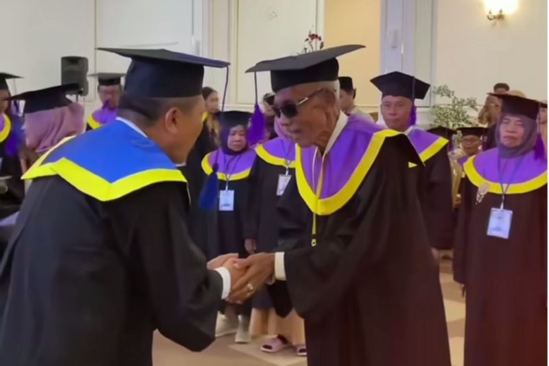 Pengembangan Sekolah Lansia di Mataram untuk Kemandirian dan Kesejahteraan