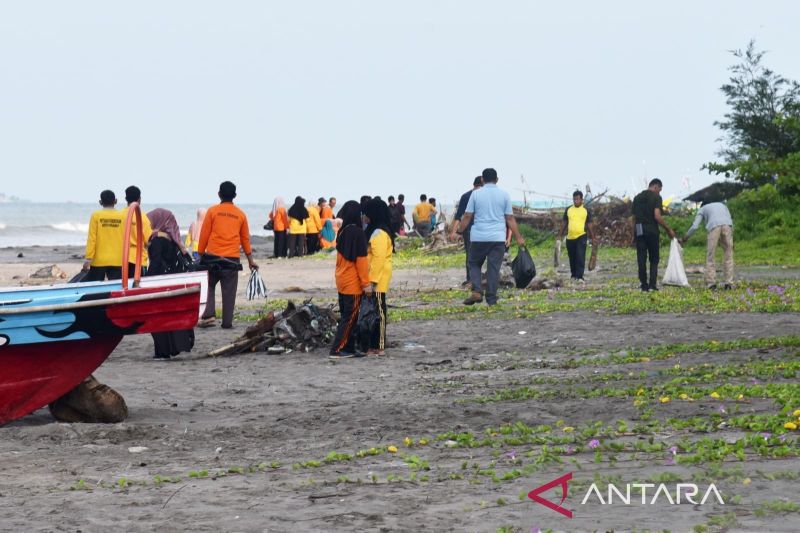 Gerakan Bersih Pantai Pariaman, Meningkatkan Kunjungan Wisatawan