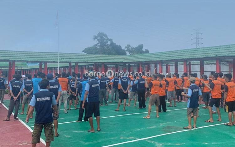 Senam Bersama WBP Rutan Kapuas Untuk Tingkatkan Kebugaran