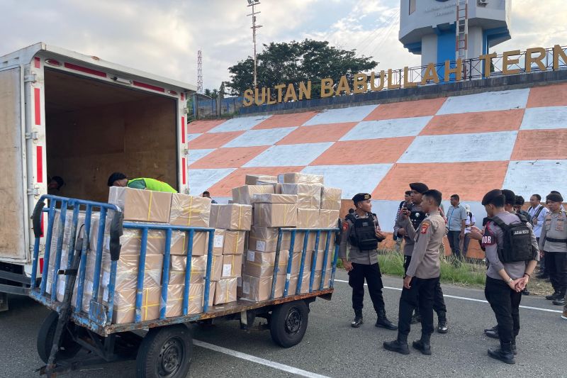 Pengamanan Ketat Distribusi Surat Suara di Maluku Utara 2024