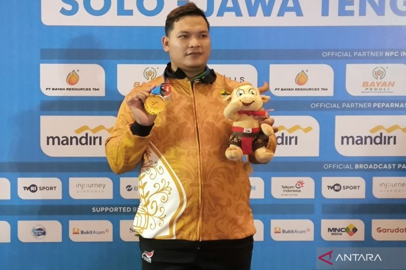 Fajar Pambudi Raih Emas Judo Tunanetra di Peparnas 2024