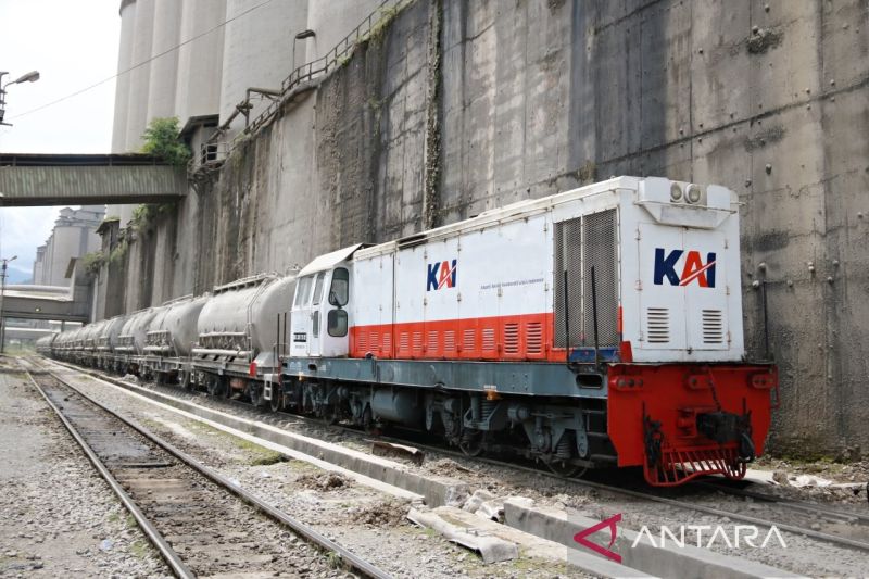 Peningkatan 40 Persen Angkutan Barang KAI Sumbar di September