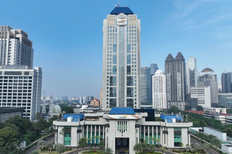 Plaza Mandiri Raih Penghargaan Manajemen Energi Terbaik 2024
