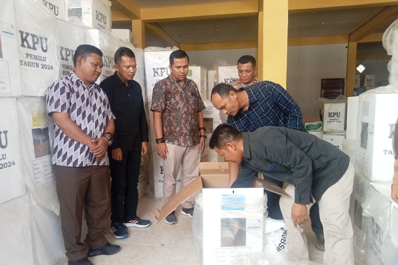 KPU Pasaman Barat Siapkan 319.394 Surat Suara untuk Pilkada