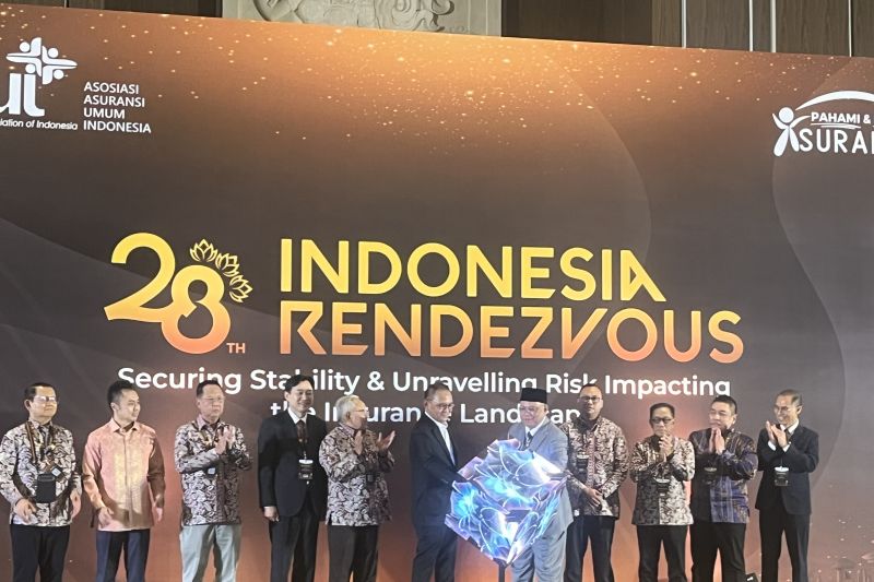 AAUI dan GIAK Jalin Kerja Sama untuk Implementasi AI di Asuransi