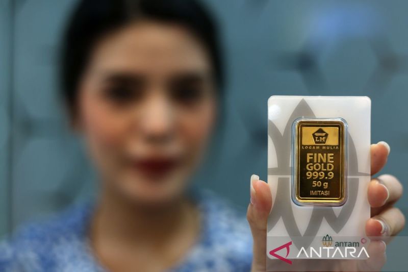 Dua Jenama Emas di Pegadaian Selasa ini Kompak Turun Harga