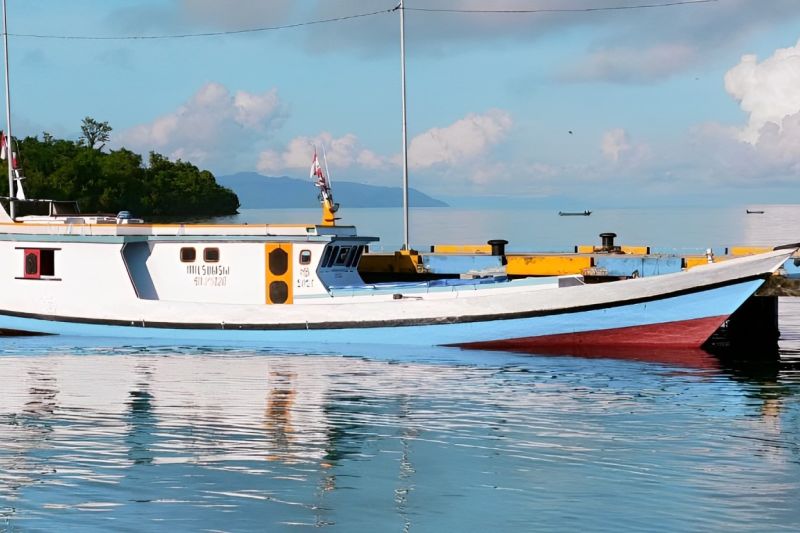 Polda Sulteng Tangkap Kapal Penadah Ikan Hasil Penangkapan Ilegal