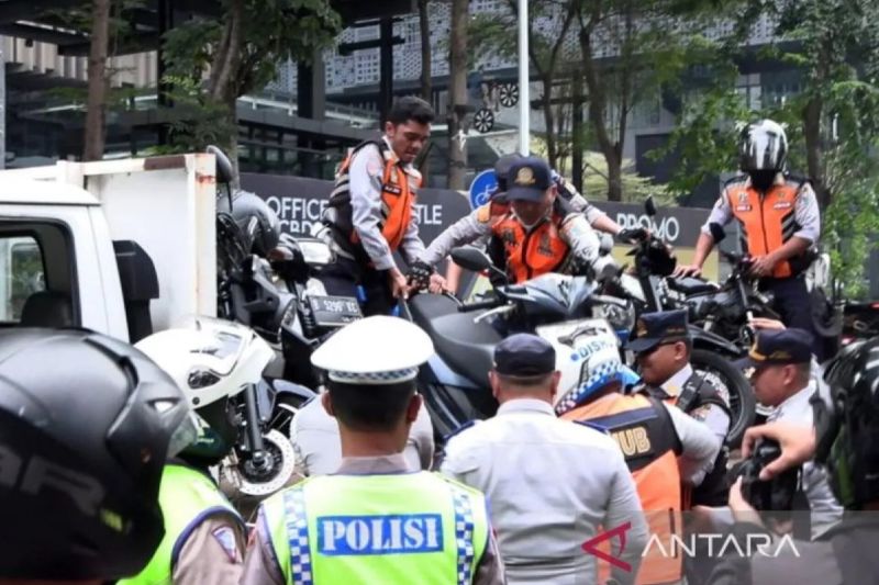 Pramono Anung Usulkan Gedung Parkir untuk Atasi Kemacetan Jakarta