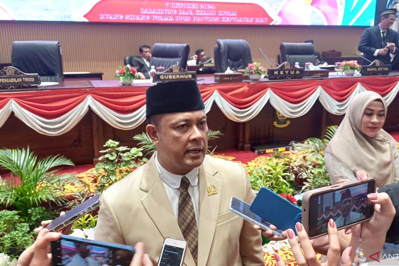 Ketua DPRD Provinsi Kepulauan Riau (Kepri) Iman Sutiawan. (ANTARA/Ogen)