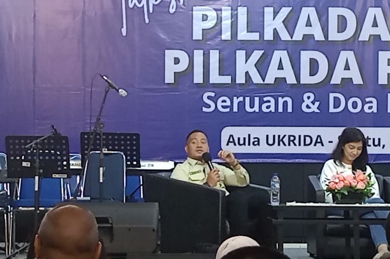Koordinator Divisi Pencegahan dan Partisipasi Masyarakat Badan Pengawas Pemilihan Umum (Bawaslu) DKI Jakarta Burhanuddin dalam talkshow bertajuk "Pilkada Asyik, Pilkada Penting" di kawasan Tanjung Duren Raya, Jakarta Barat, Sabtu (12/10/2024). ANTARA/Siti Nurhaliza