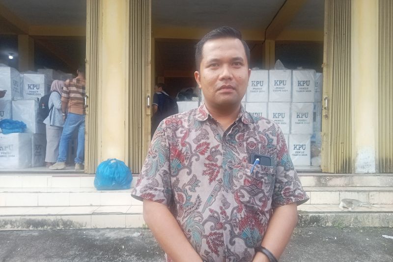 KPU Pasaman Barat Butuh 300 Tenaga untuk Sortir dan Lipat Suara