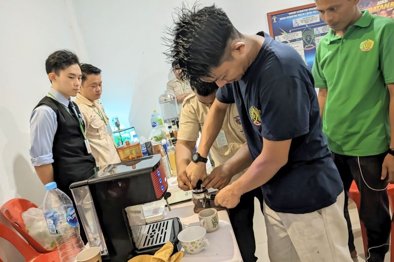 Pelatihan Barista dan Bartender untuk Warga Binaan Lapas Batam