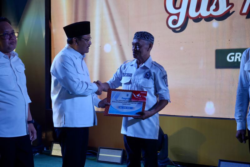 Mentri Sosial Dorong Pekerja Sosial Dukung Perlindungan Seumur Hidup