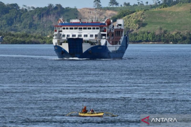 Waspada Gelombang Tinggi hingga 4 Meter di Laut Jatim Oktober 2024