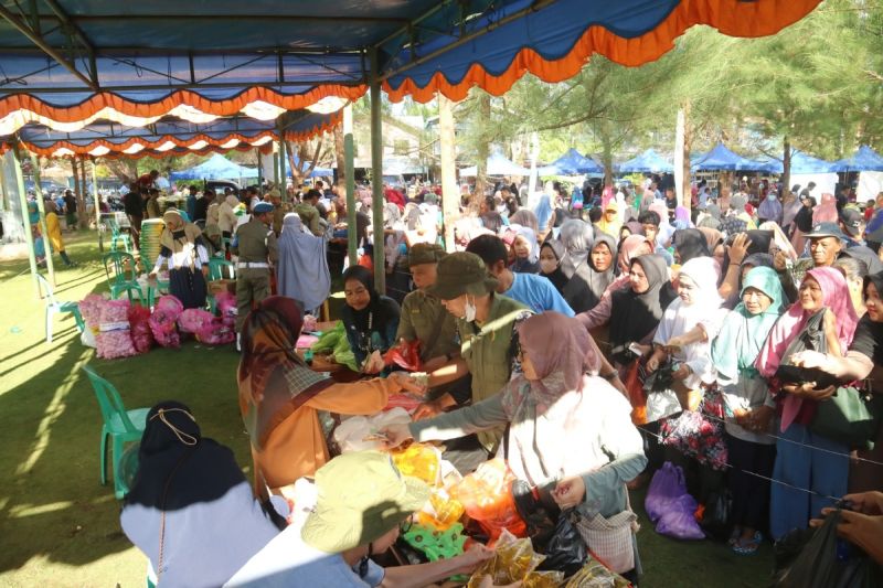Gerakan Pangan Murah Pemkab Natuna Stabilkan Inflasi dan Sehatkan Masyarakat