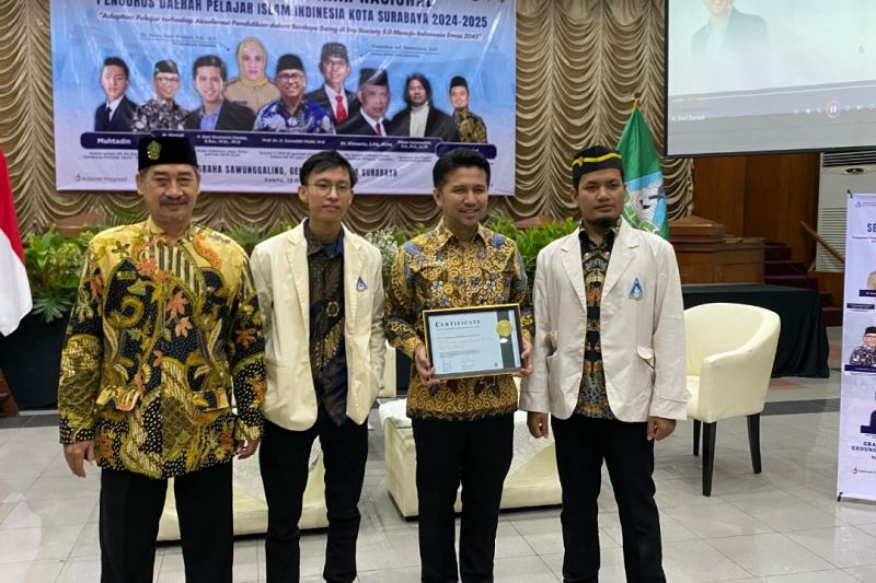 Emil Dardak Serukan PII Beradaptasi di Era Digital dan AI